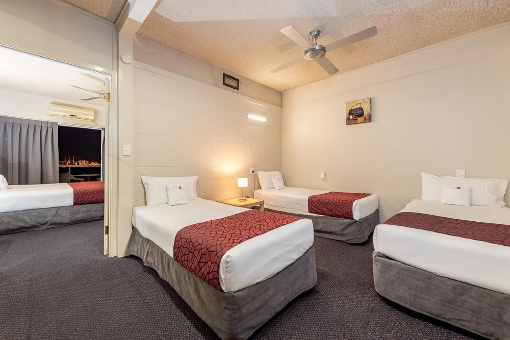 Camelot Motel Gladstone Esterno foto