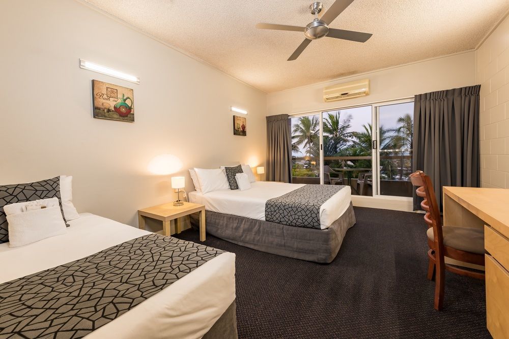 Camelot Motel Gladstone Esterno foto