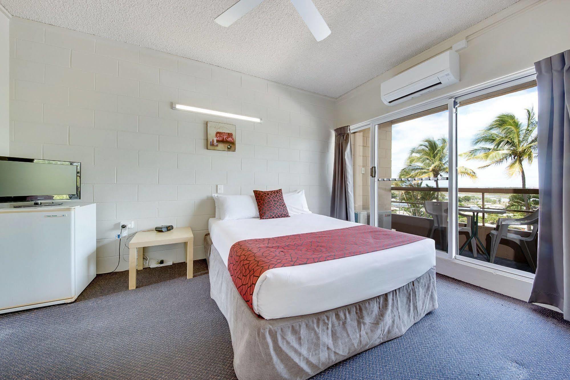 Camelot Motel Gladstone Esterno foto