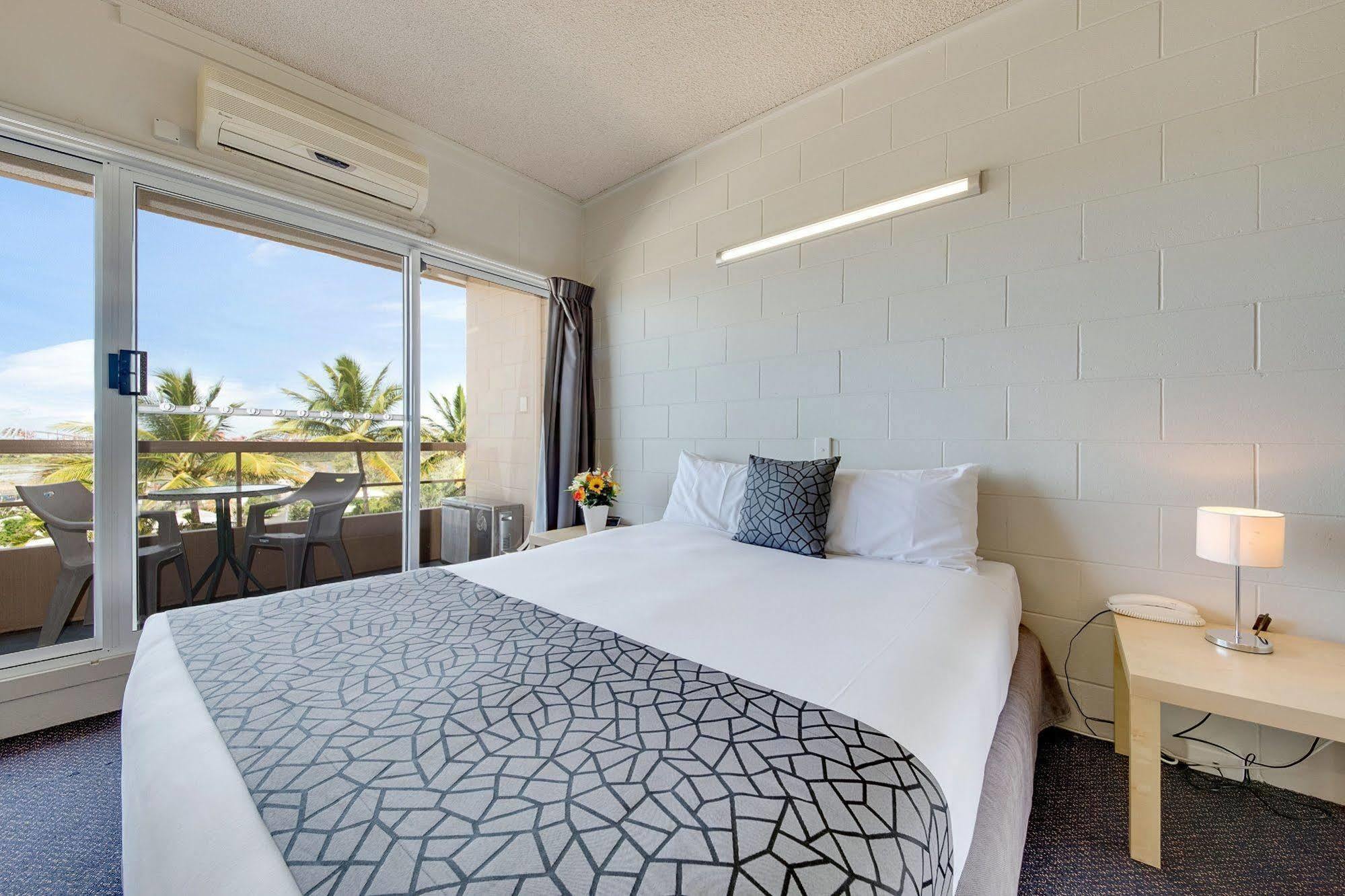 Camelot Motel Gladstone Esterno foto