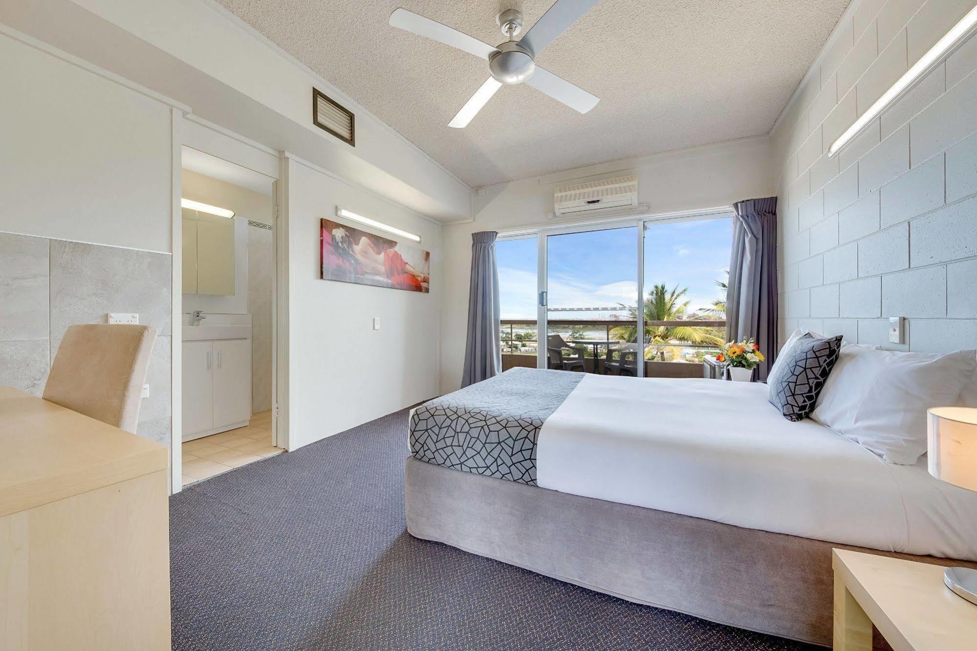 Camelot Motel Gladstone Esterno foto